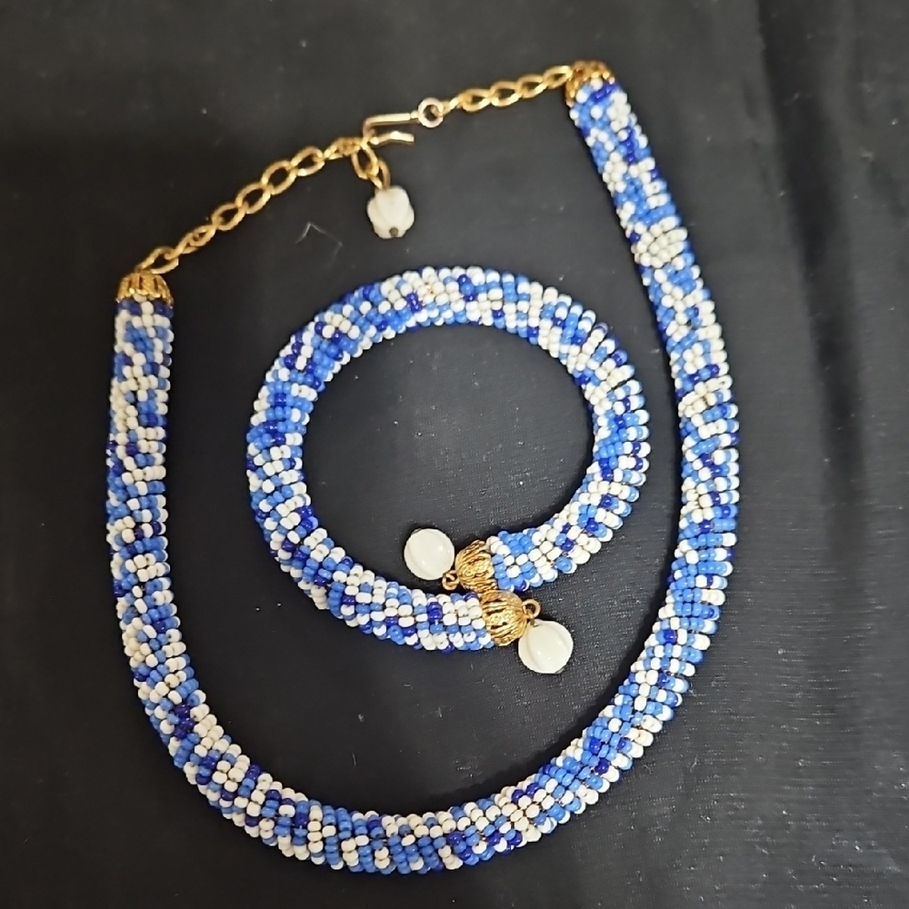 Elegant Blue and White Beaded Necklace and Bracelet Set